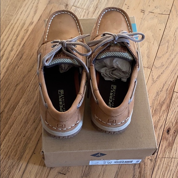 Sperry New in Box Boys size 2W Billfish Shoes - Picture 3 of 6